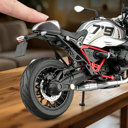 1:9 BMW R Nine T