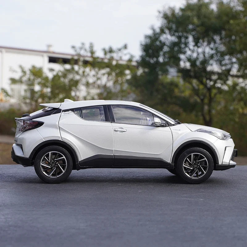 1:18  Toyota Chr Toyota 2022