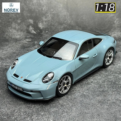 1:18 Porsche  911 S/T 2023