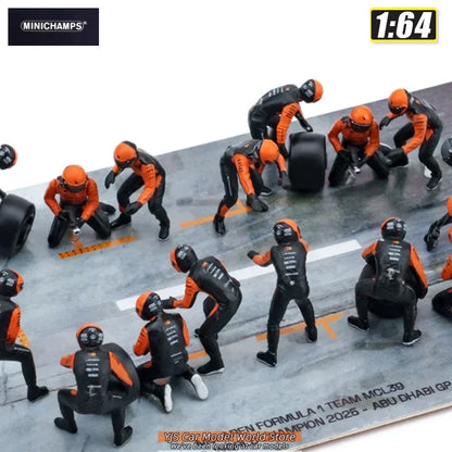1:64 MCL39 2025 Abu Dhabi Maintenance Station Figure Set