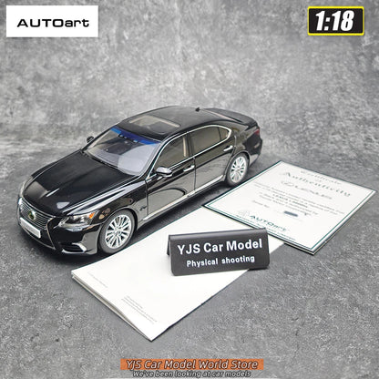 1:18 Lexus LS600hL