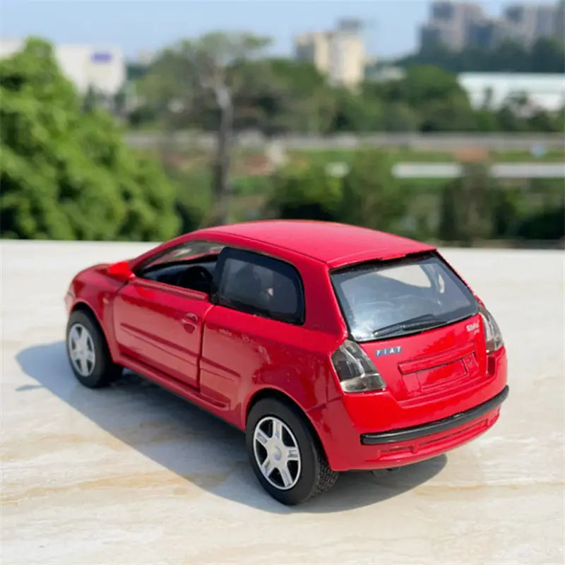 1:32 Fiat Stilo Hatchback