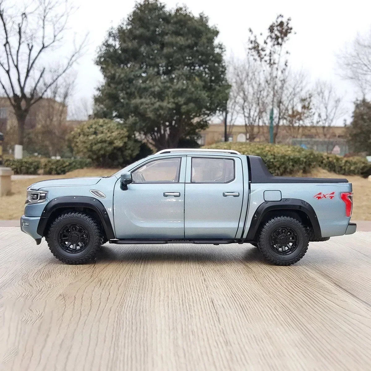 1:18 FOTON Mars 9 Pickup