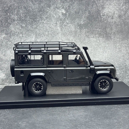 1:18 Land Rover Defender 110 SW 2016