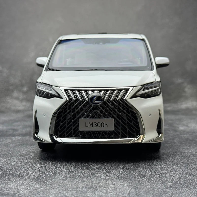 1:18 Lexus LM300H