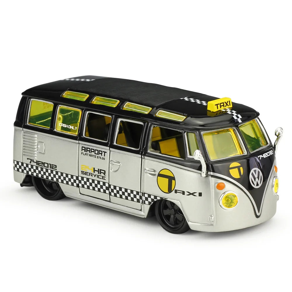 1:25 Volkswagen VAN SAMBA