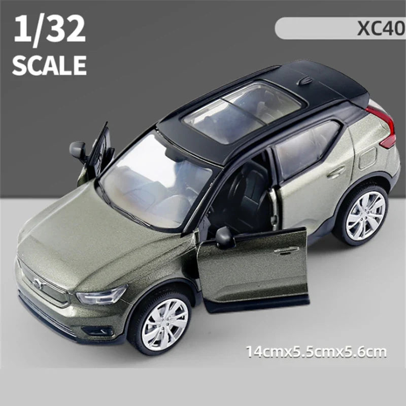 1:32 VOLVO XC40