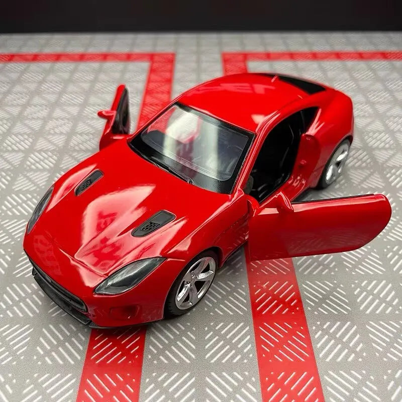 1:36 Jaguar F-TYPE Coupe