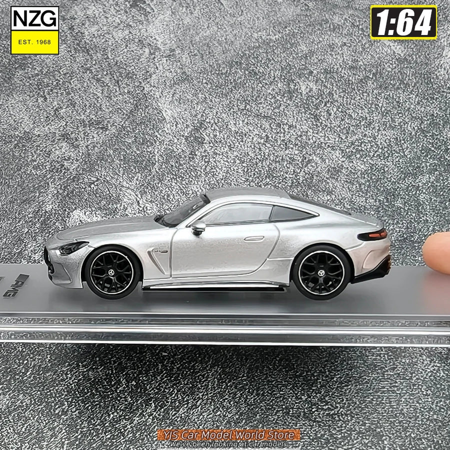 1:64 Mercedes-Benz GT63