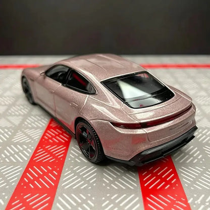 1:36 Porsche Taycan Turbo S Coupe