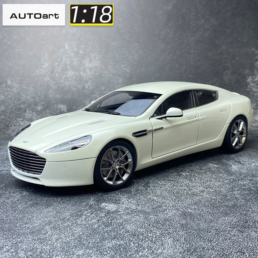 1:18 Aston Martin RAPIDE S 2015