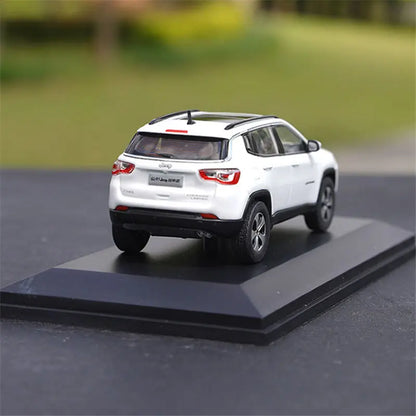 1:43 Jeep Compass