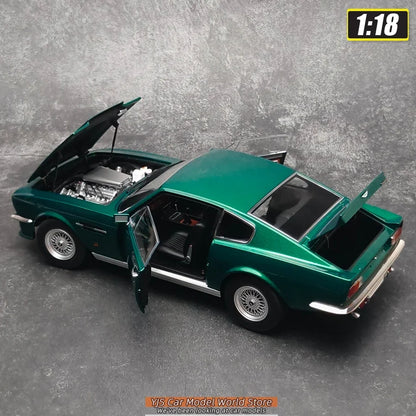 1:18 Aston Martin V8