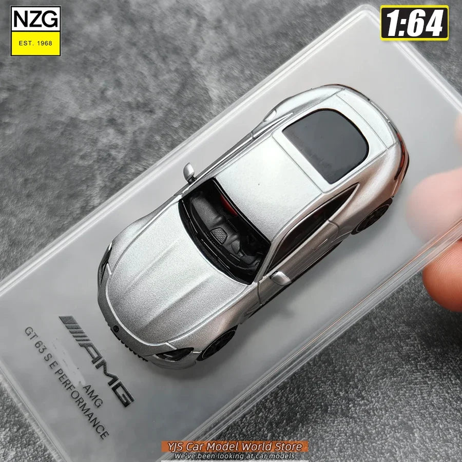 1:64 Mercedes-Benz GT63