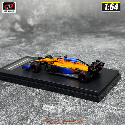 1:64  McLaren MCL35