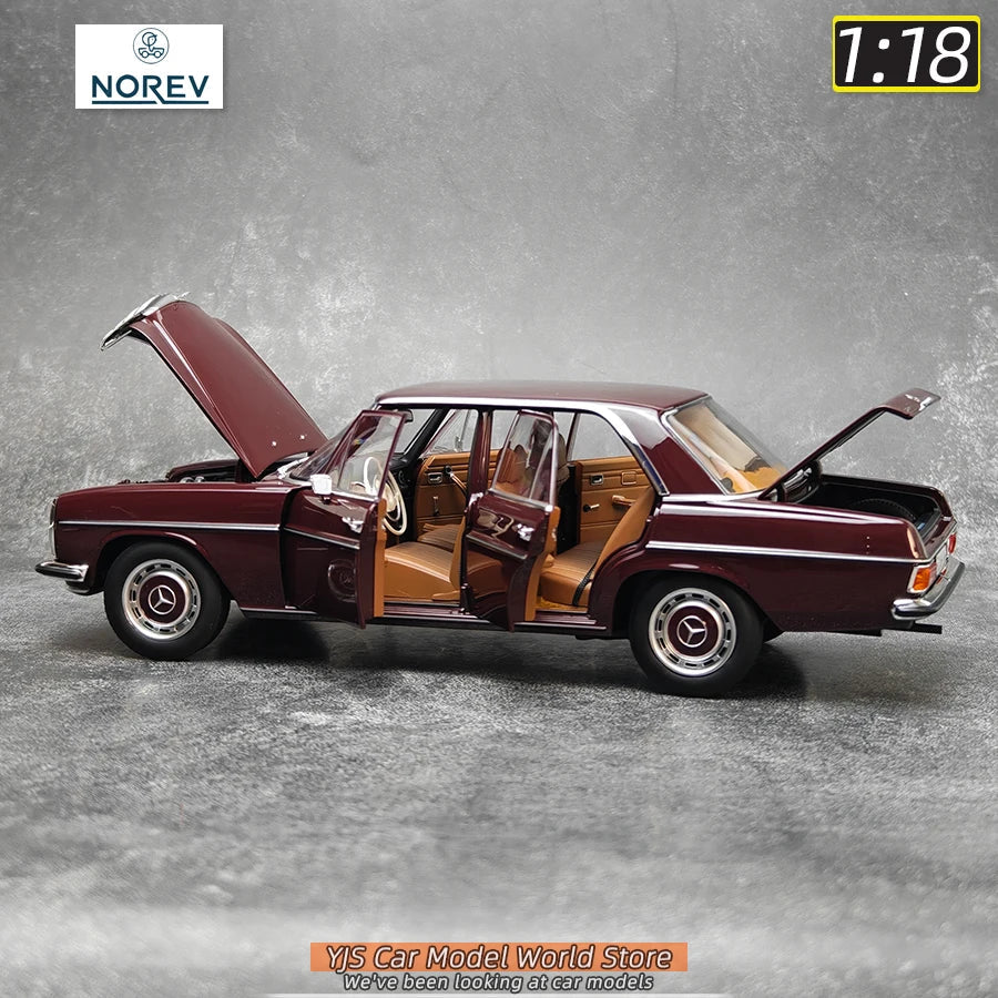 1:18 Mercedes-Benz 200 1968