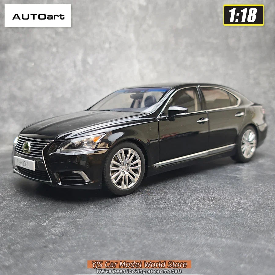 1:18 Lexus LS600hL