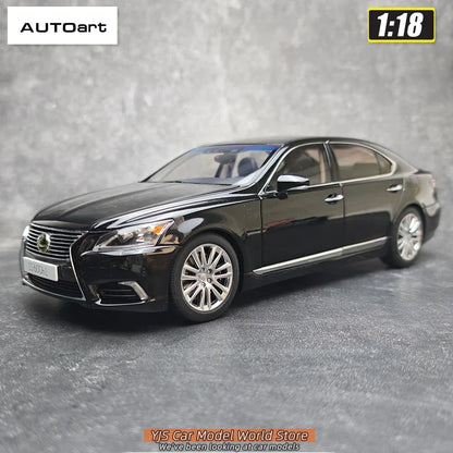 1:18 Lexus LS600hL