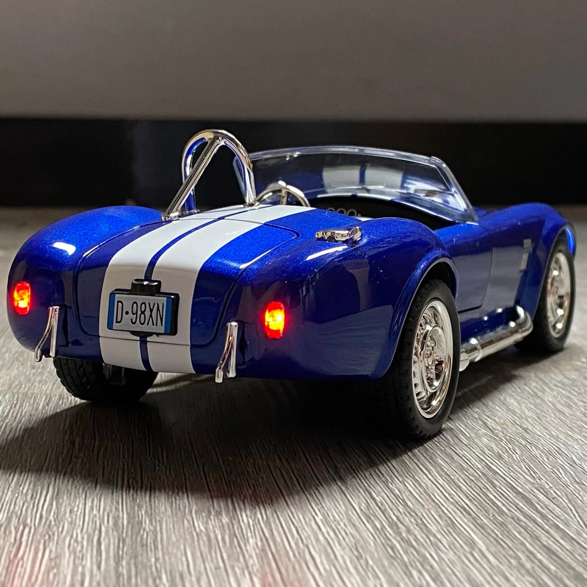 1:22 Ford Shelby Cobra 1965