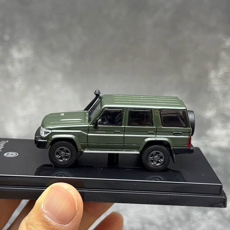 1:64 Land Cruiser LC250 2024 LC70 LC76 2014