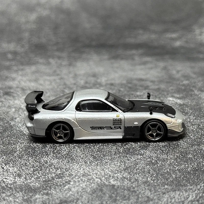 1:64 NISSAN Mazda RX-7 Shelby GT500