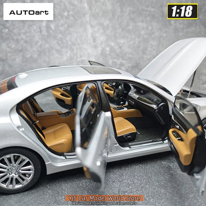 1:18 Lexus LS600hL