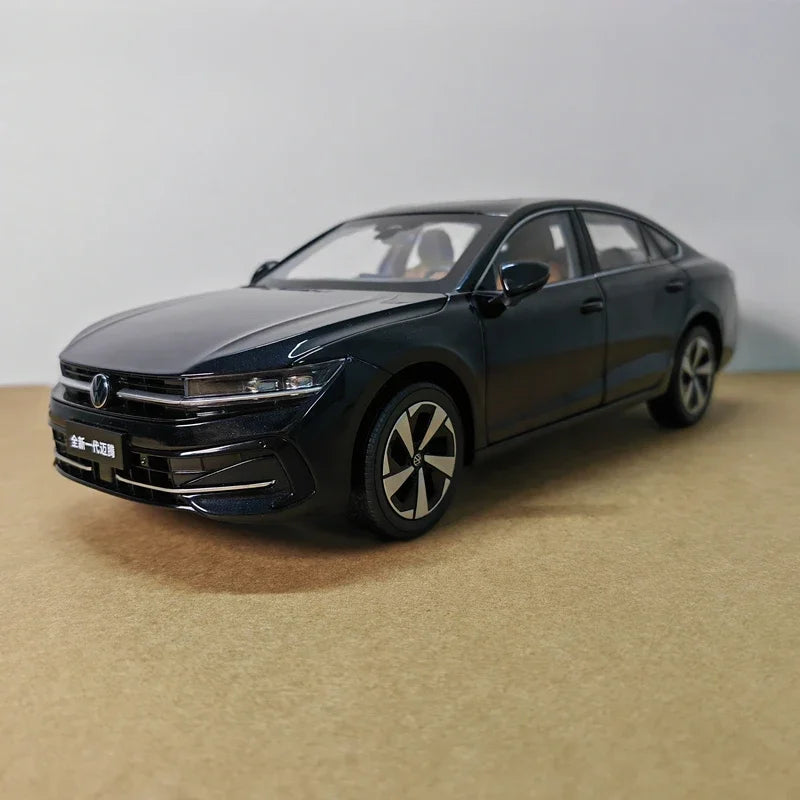 1:18 Volkswagen 2024 Magotan B9